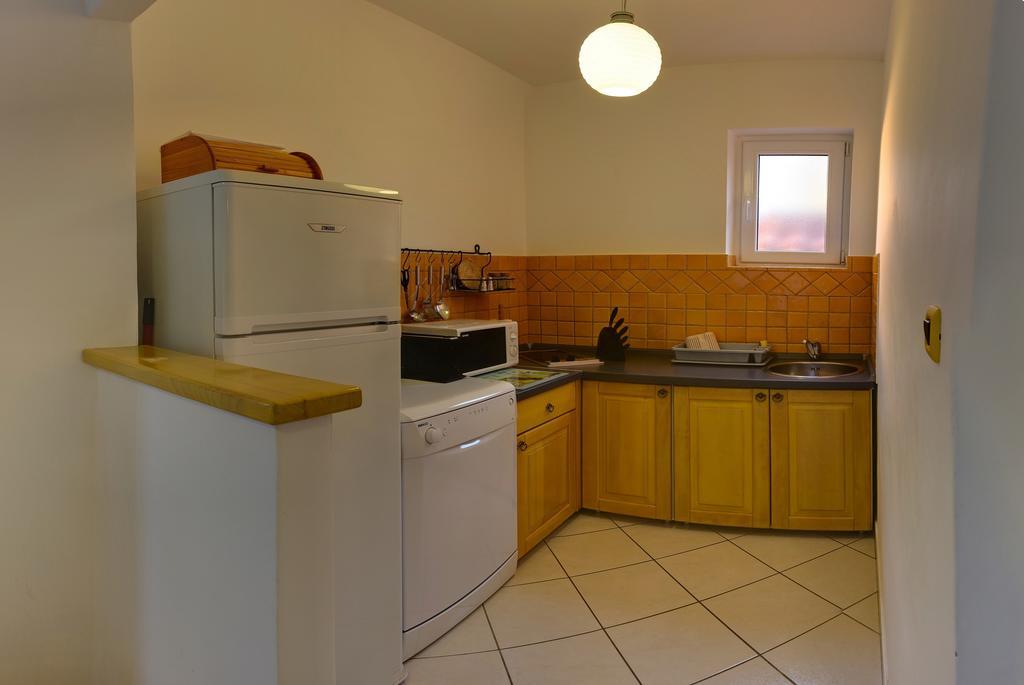 Vis A Vis Apartments 바슈카 객실 사진
