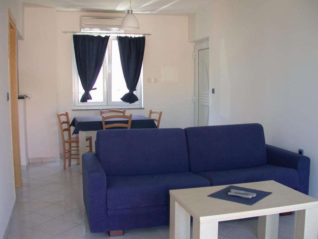 Vis A Vis Apartments 바슈카 객실 사진